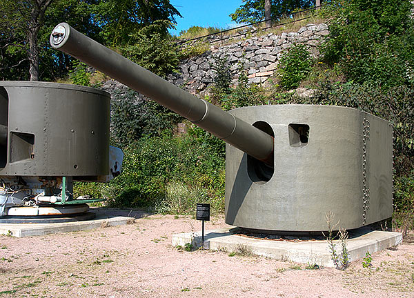 #66 - Swedish 150 mm gun