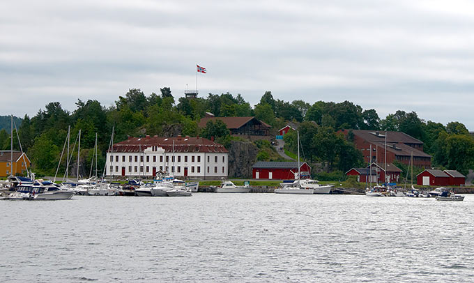 South Kaholmen island