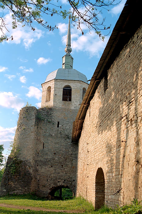 #2 - Nikolslaja tower