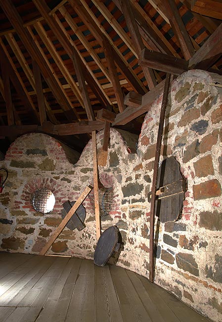 #62 - Upper floor