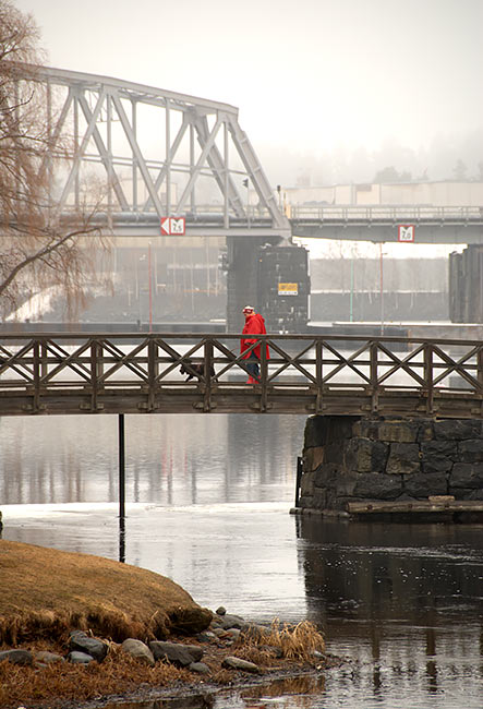 #2 - Bridges over the strait