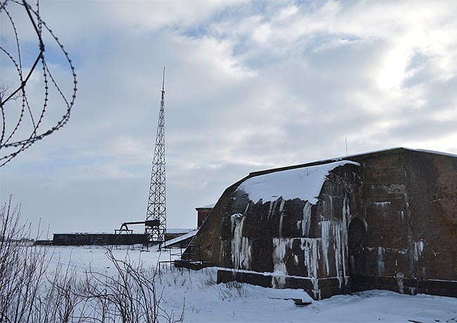 Concrete powder magazine - Southern Forts