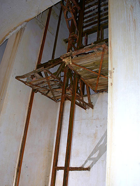 #20 - Ammunition elevator