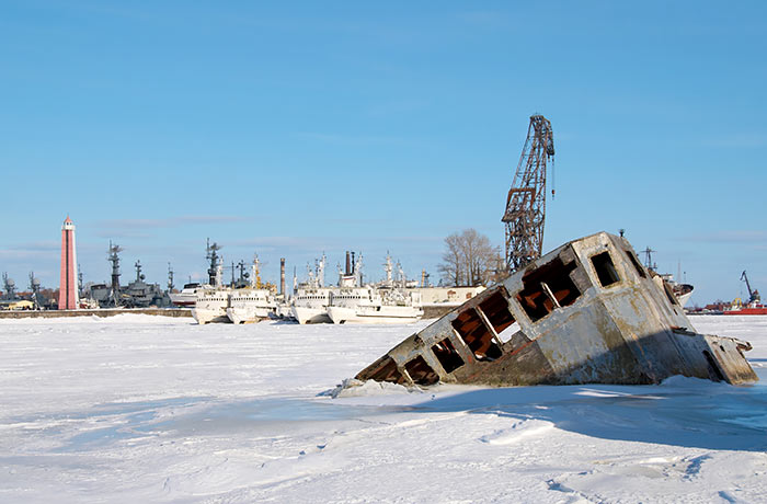 Malyi (Little) Kronstadt roadstead - Southern Forts