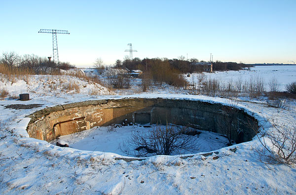 130 mm gun emplacement - Southern Forts