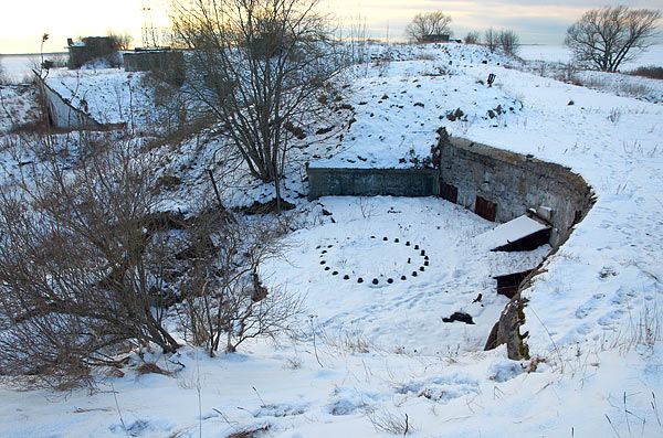 10-inch gun's emplacement - Southern Forts