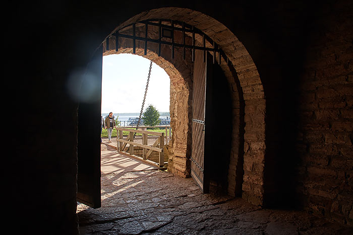 Gate - Shlisselburg