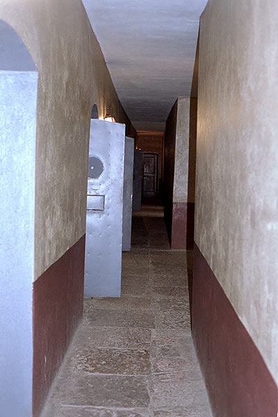 Prison's passage alongside the cells - Shlisselburg