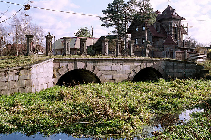 Spillway - Shlisselburg