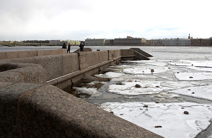 Nevskaya pier - Peter and Paul Fortress