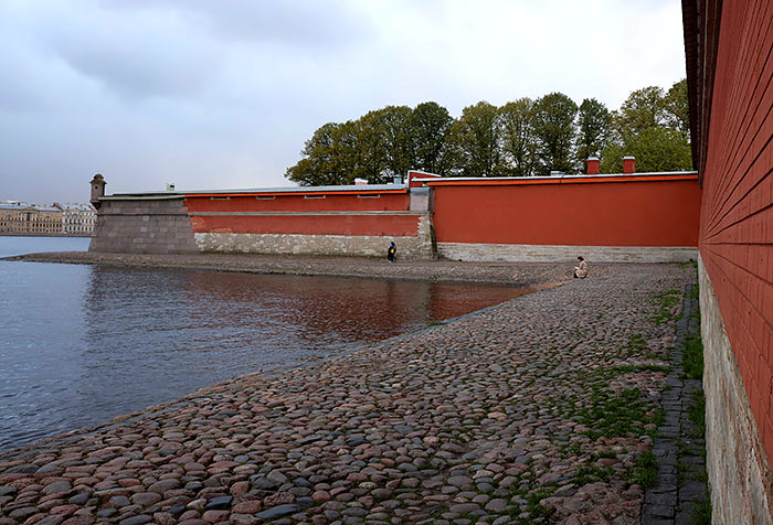 Same place... - Peter and Paul Fortress