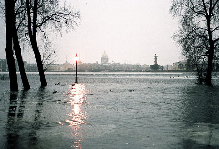 'This place should be empty!' - Peter and Paul Fortress