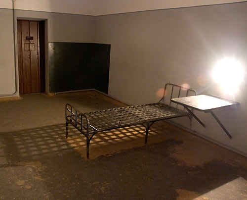 #20 - Prisoner's world