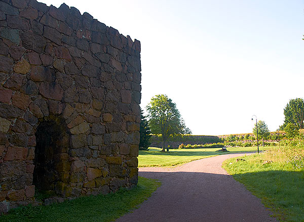 #10 - Yard of bastion Unger