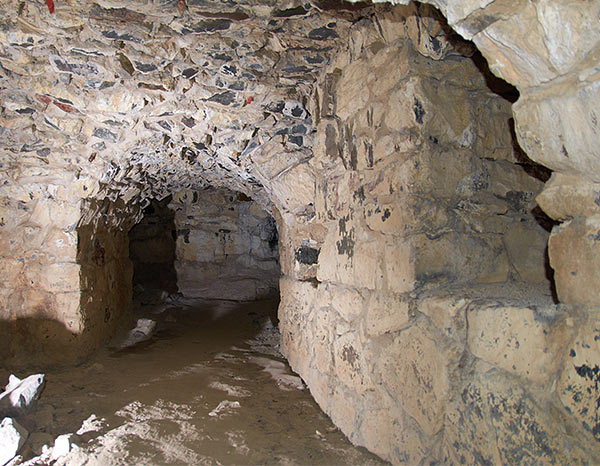 Подземная история