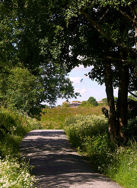 The road from the pier to the west coast of the island - Sveaborg