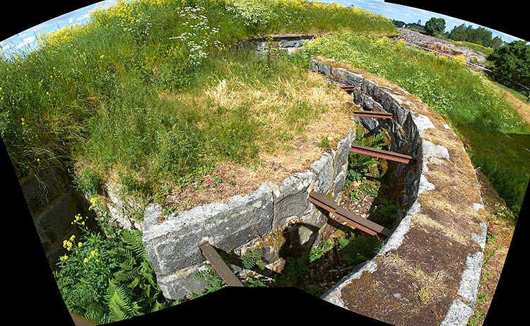 Gun's emplacement of the battery 2 - Sveaborg