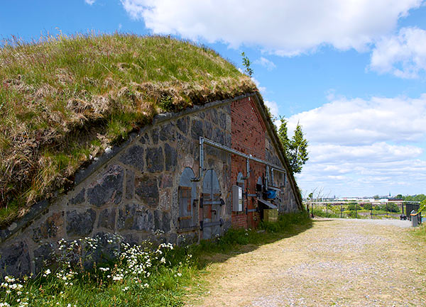 #34 - Powder magazine on the right flank of the battery №3