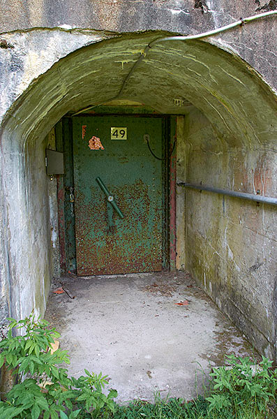 #38 - Armored door to the tunnel shelter