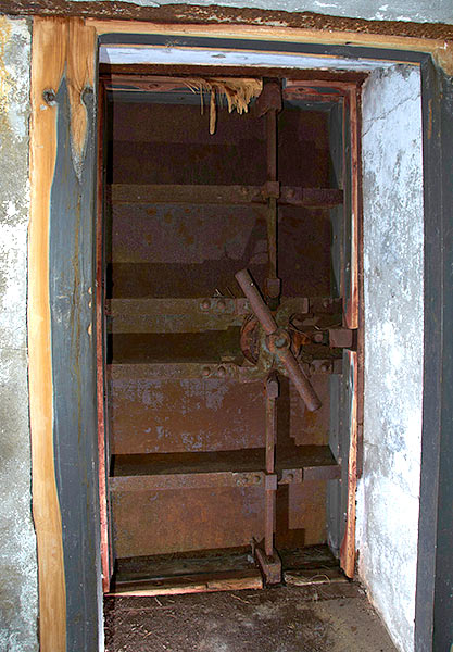 #27 - Armoured door