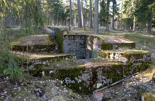 #39 - Machine gun emplacement