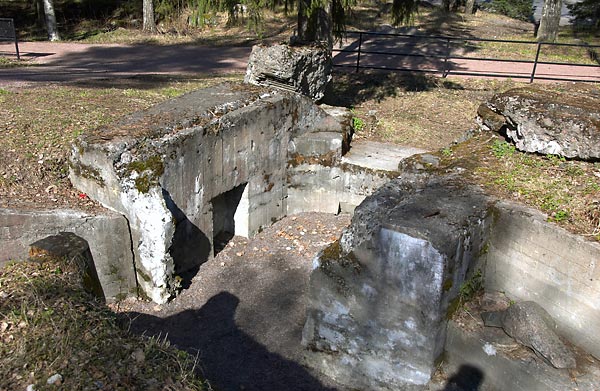 #52 - Machine gun emplacement