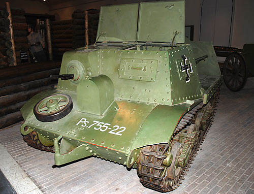 #4 - Artillery quad T-20 "Komsomoletz"