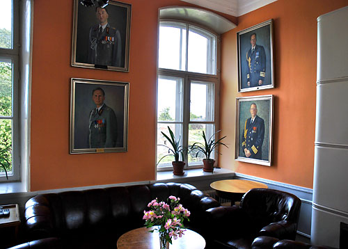 High ranks portraiture
