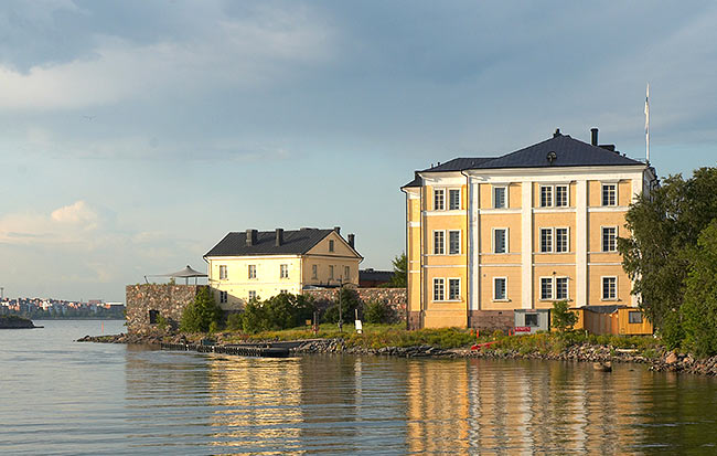 Gospitalny island or Pikku Mustasaari - Sveaborg