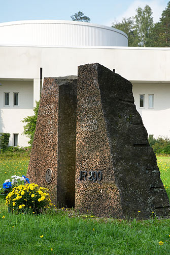 #11 - JR 200 monument