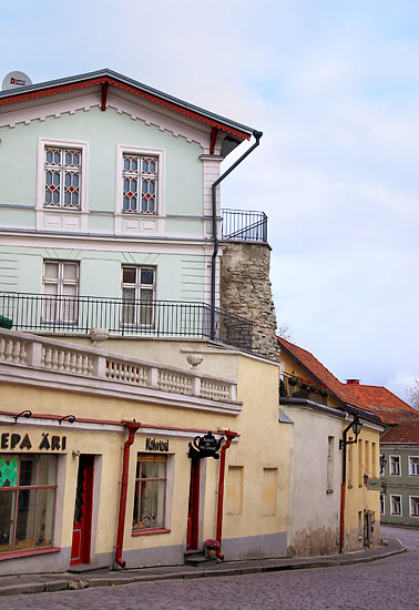 Fortress walls and residential buildings - Tallinn