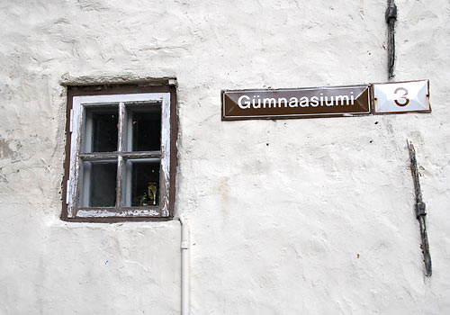 #49 - Wall