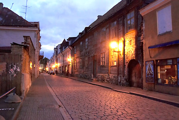 #94 - Tallinn evening