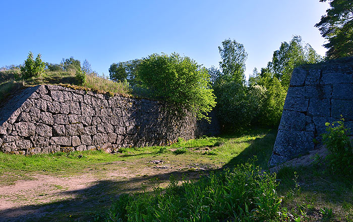 Dry moat - Trangsund