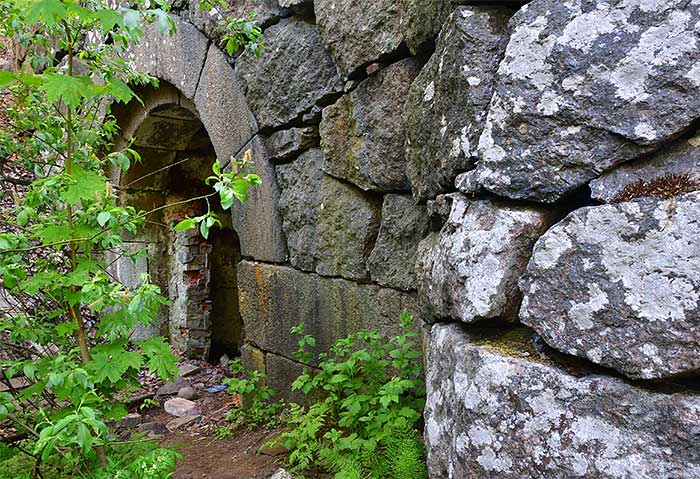 Entrance to the vault - Trangsund
