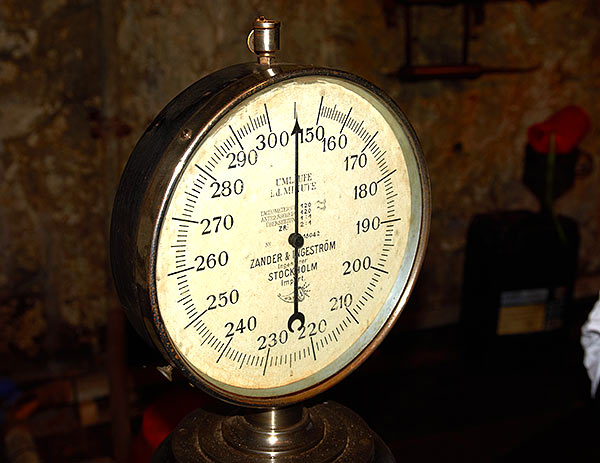 #35 - Tachometer