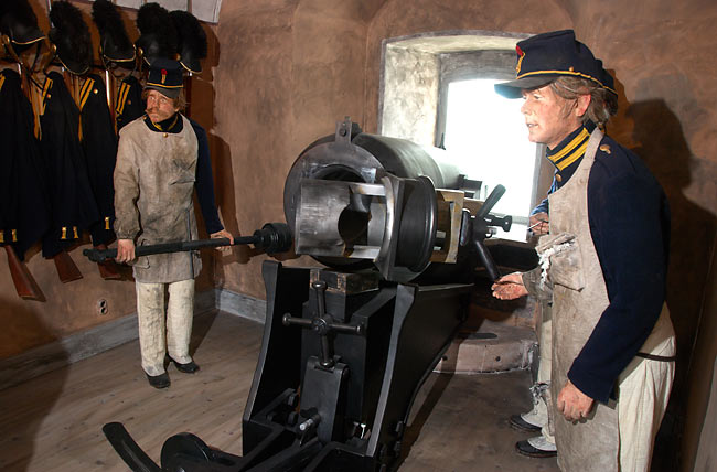 Bomb's cannon - Vaxholm