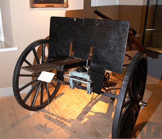 #18 - 5-barrel 12 mm machine gun m/1894