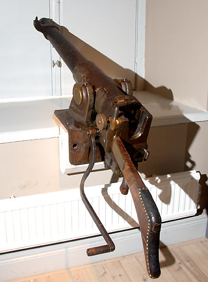 #17 - 37 mm gun m/1900(?)