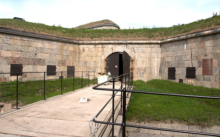 Upper battery gates - Vaxholm