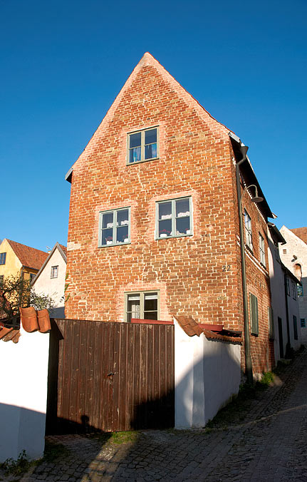 #80 - Brick style
