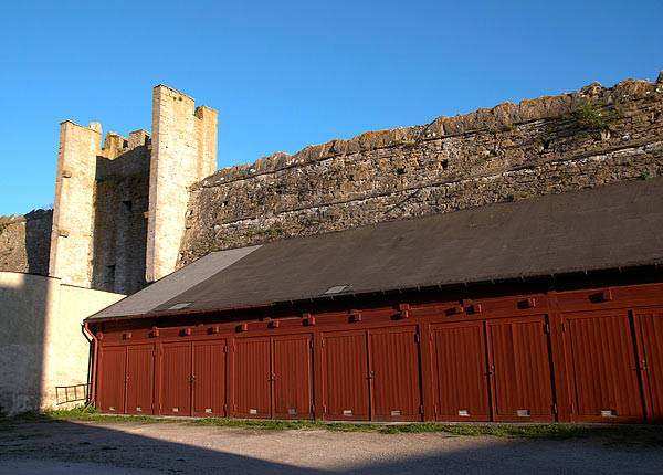 Stables at the tower Grå Gåsen - Visby