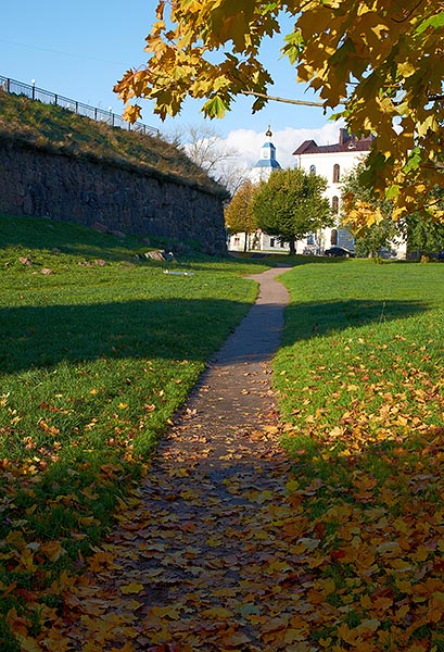 #39 - South pat of the bastion