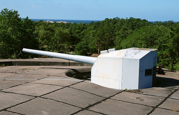 234-mm gun of Russaro island