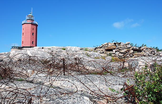 Russaro light and anti landing defences of the island