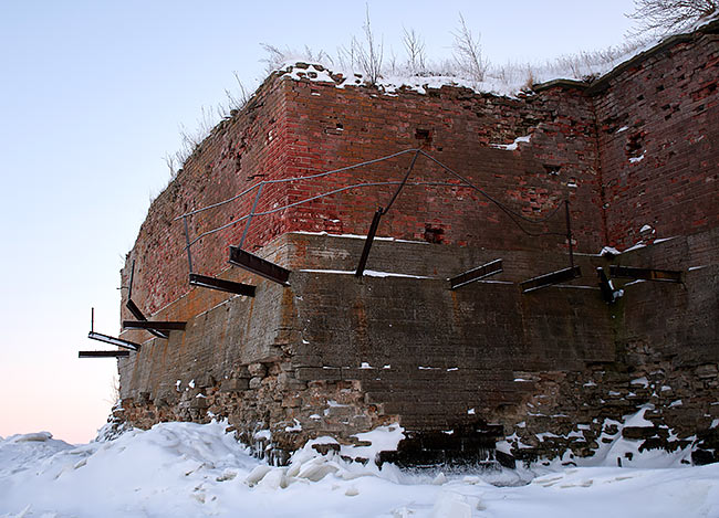 #18 - Остатки пешеходной галереи