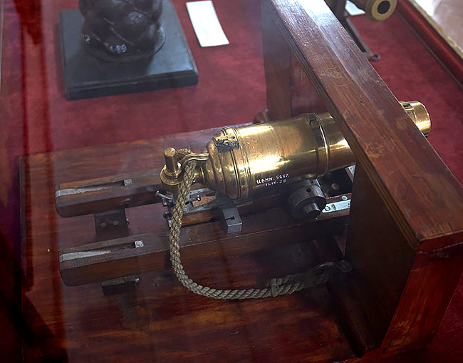 #10 - Carronade gun