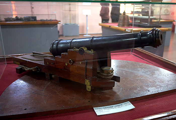 #11 - Smoothbore gun on a roton machine