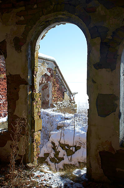 Exit to the patio of the battery