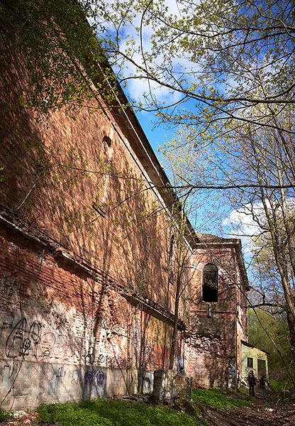 #2 - Монументальные стены